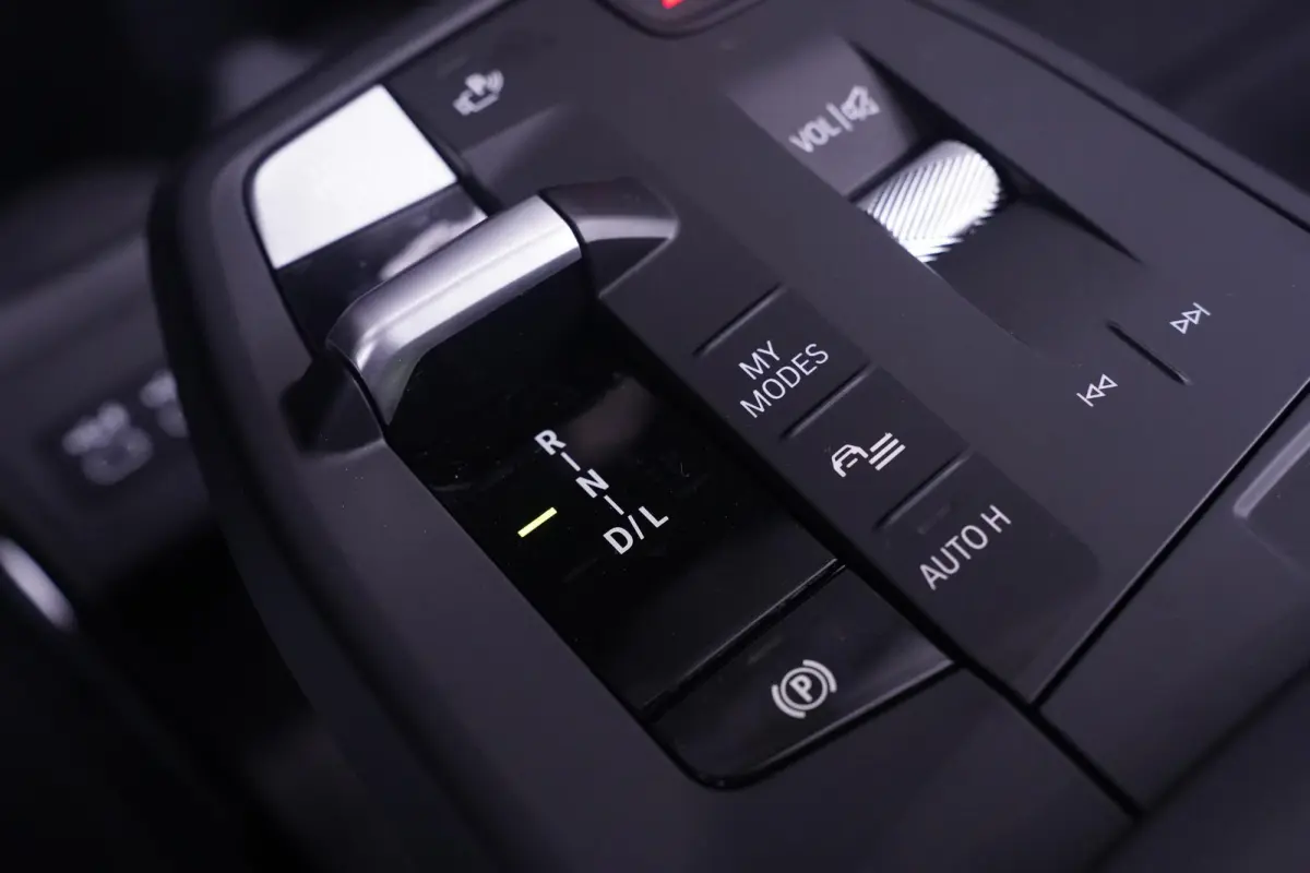 225e xDrive SOH 98% NAP Navi Camera 360 Apple Carplay/Android auto PDC v+a Dealeronderhouden