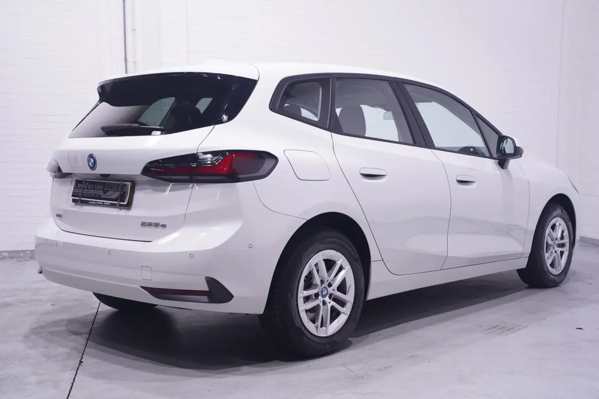 225e xDrive SOH 98% NAP Navi Camera 360 Apple Carplay/Android auto PDC v+a Dealeronderhouden