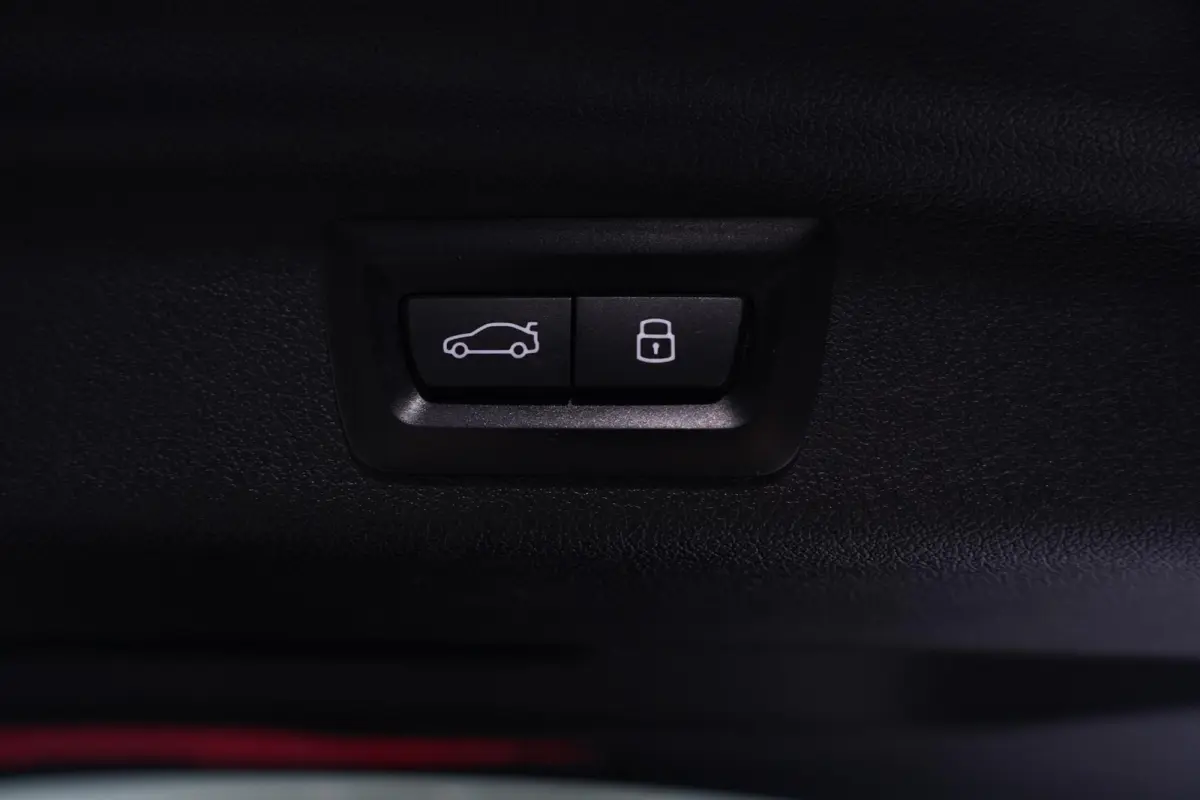 225e xDrive SOH 98% NAP Navi Camera 360 Apple Carplay/Android auto PDC v+a Dealeronderhouden