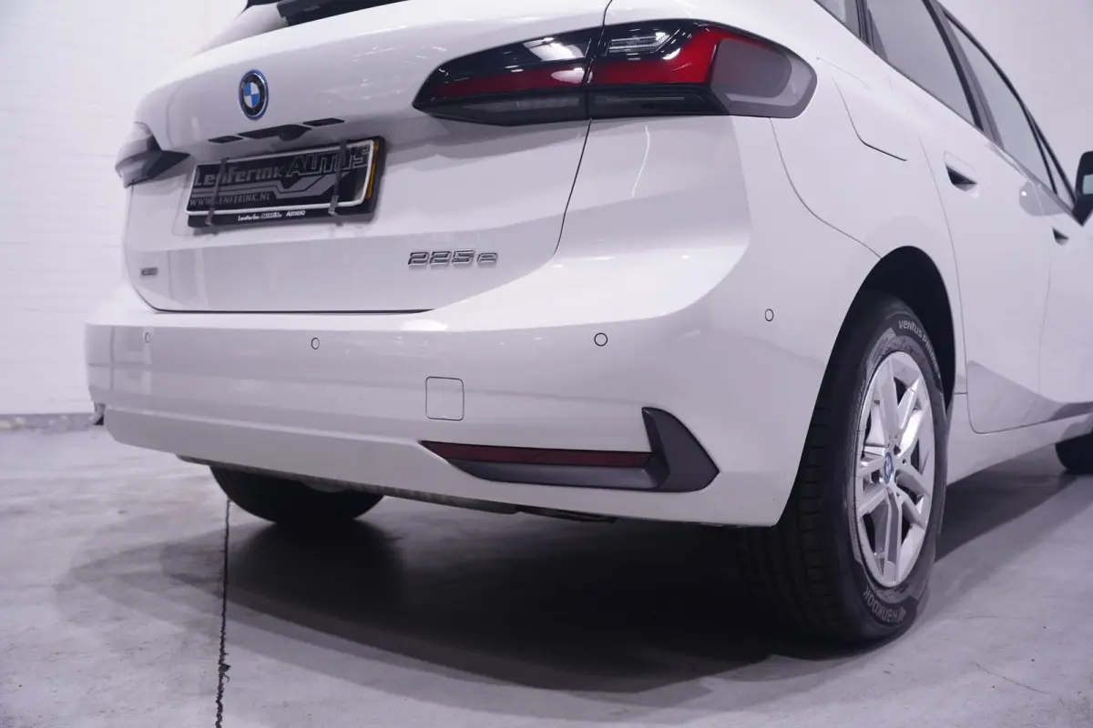225e xDrive SOH 98% NAP Navi Camera 360 Apple Carplay/Android auto PDC v+a Dealeronderhouden