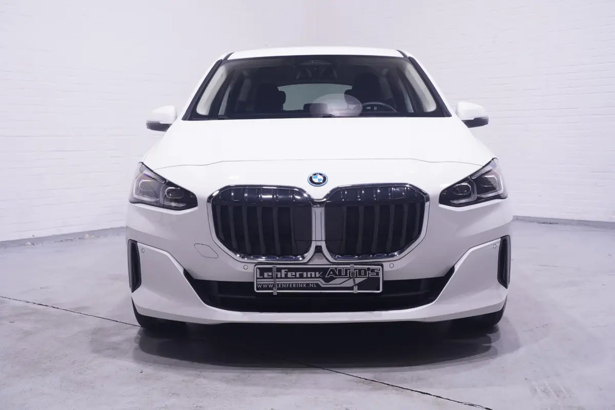 225e xDrive SOH 98% NAP Navi Camera 360 Apple Carplay/Android auto PDC v+a Dealeronderhouden