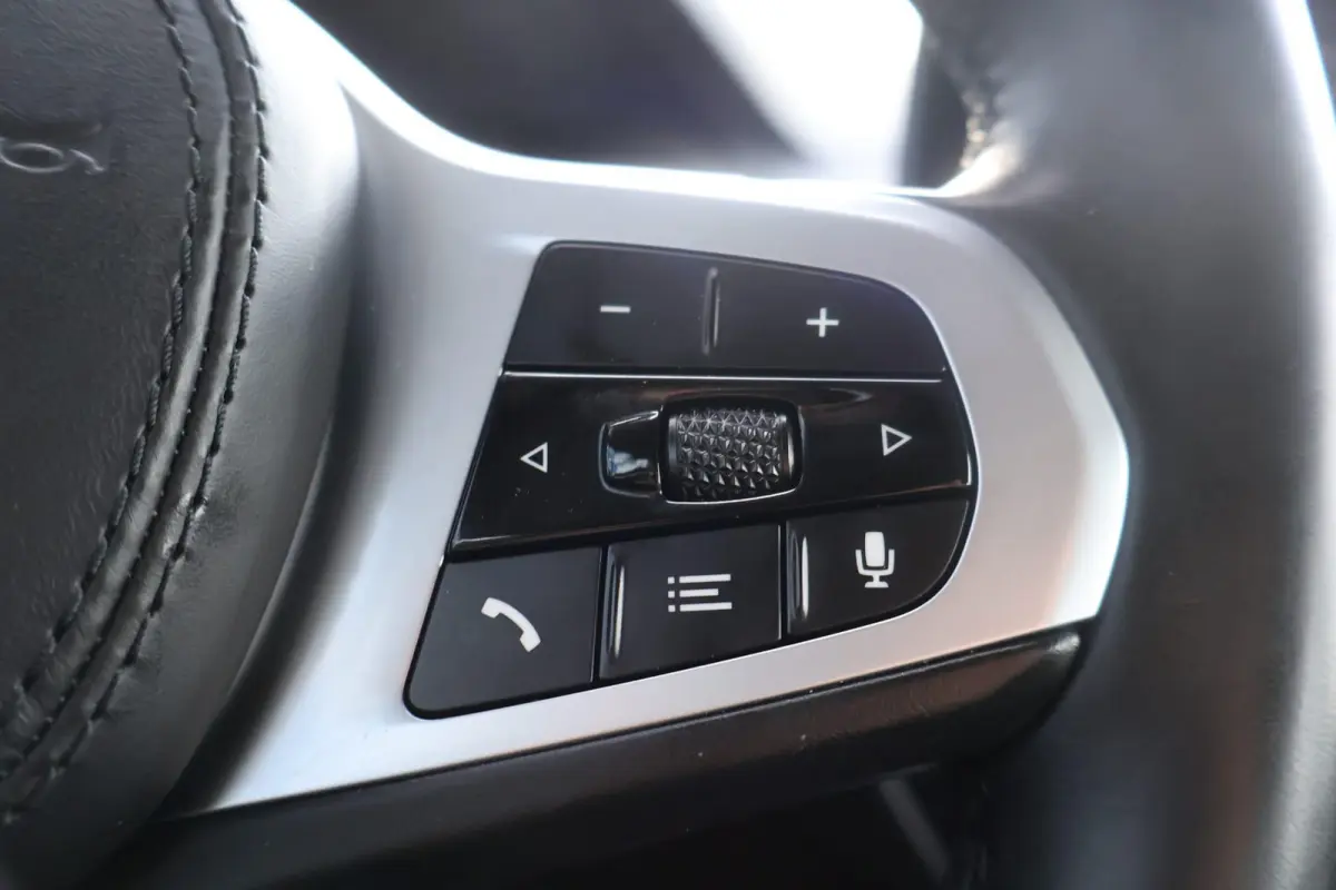xDrive30e eDrive Edition | Head-Up | Stoelverwarming | Cruise Control | Leder | Elektrische Achterklep | Camera |
