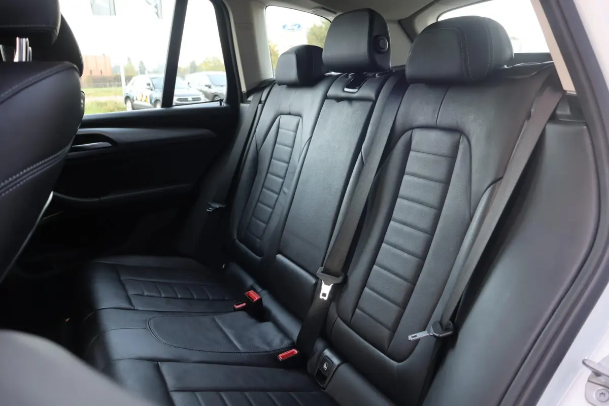 xDrive30e eDrive Edition | Head-Up | Stoelverwarming | Cruise Control | Leder | Elektrische Achterklep | Camera |