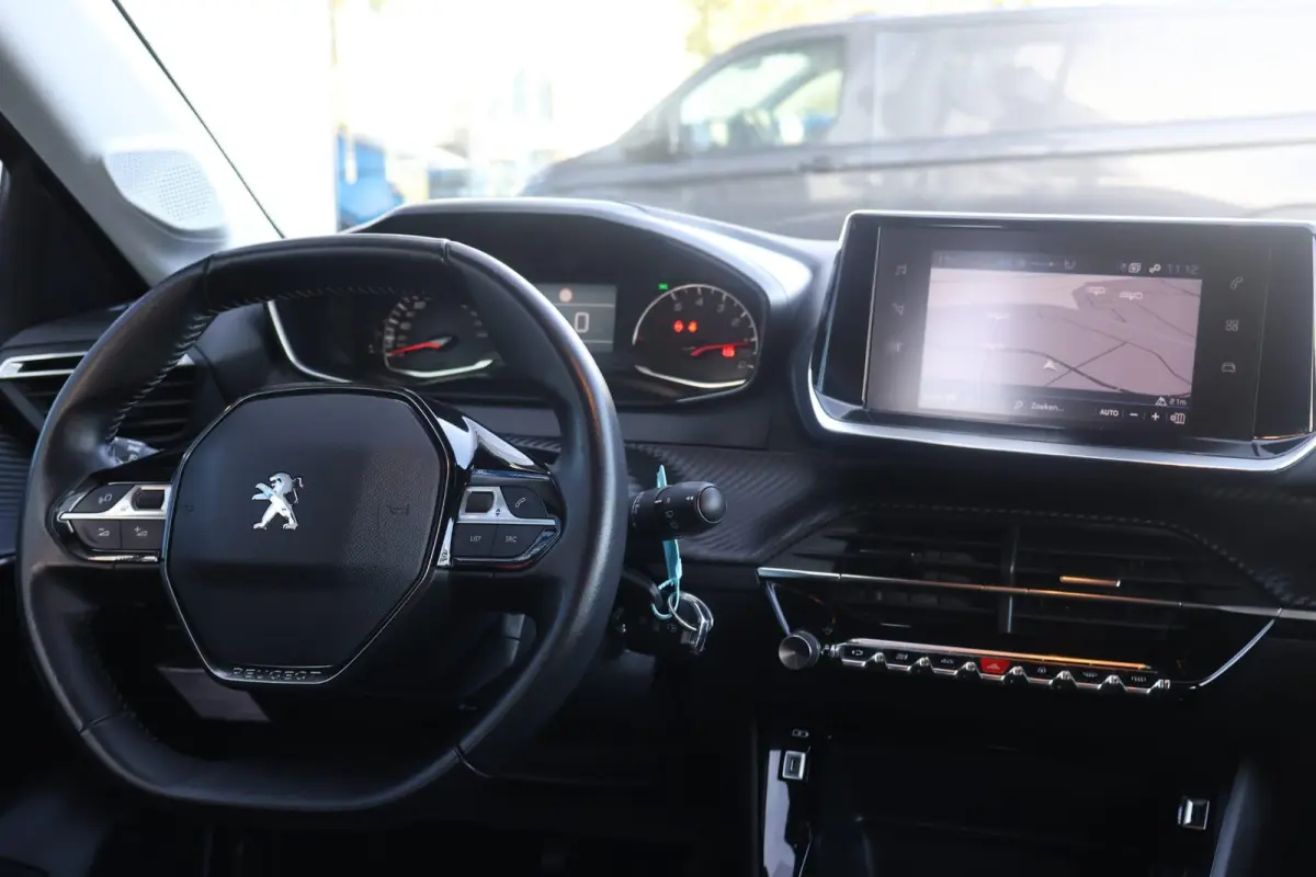1.2 PureTech Active | Cruise Control | Navigatie | Airco | Apple Carplay/Android Auto |
