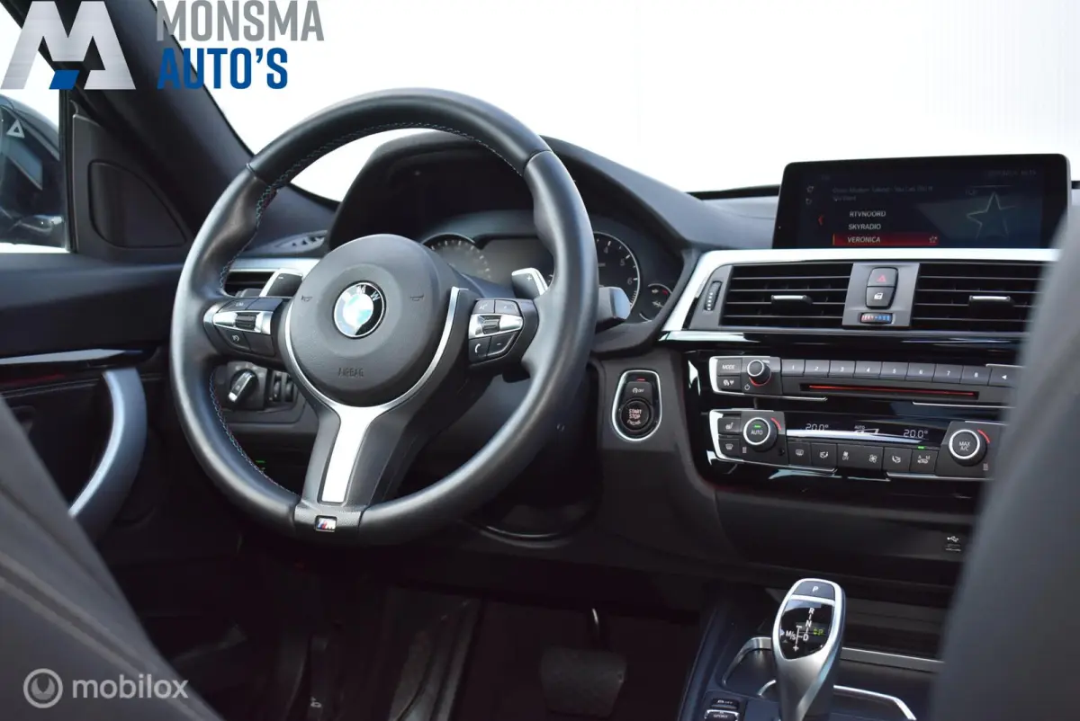 320i High Executive