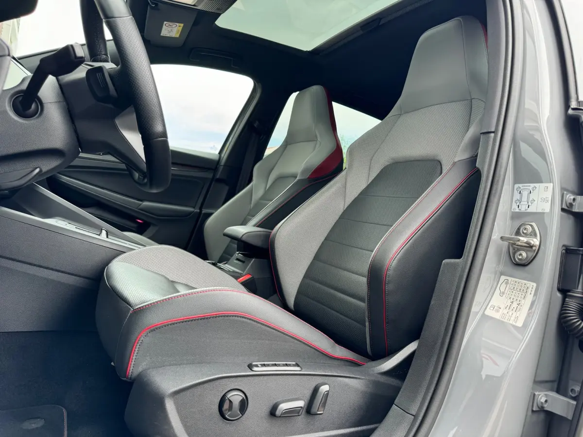 2.0 TSI GTI Clubsport Nurburgring/H&K/HuD/Pano