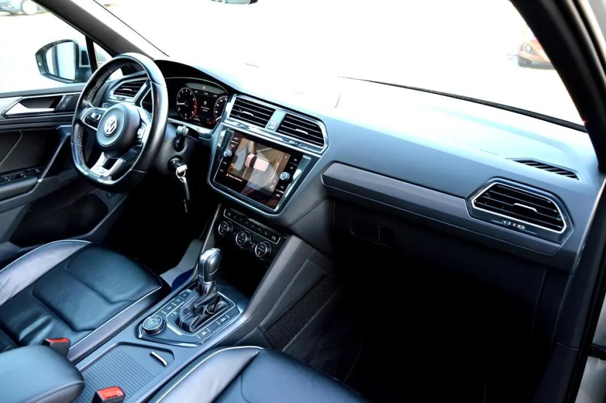 2.0 TSI 4Motion R-Line LEER/NAV/VIRTU/PANO