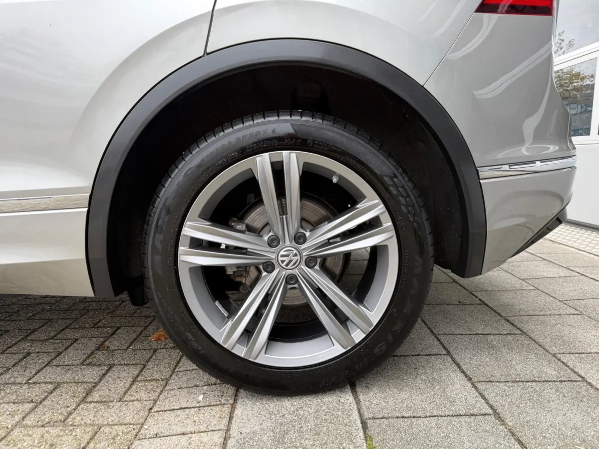 2.0 TSI 4Motion R-Line LEER/NAV/VIRTU/PANO