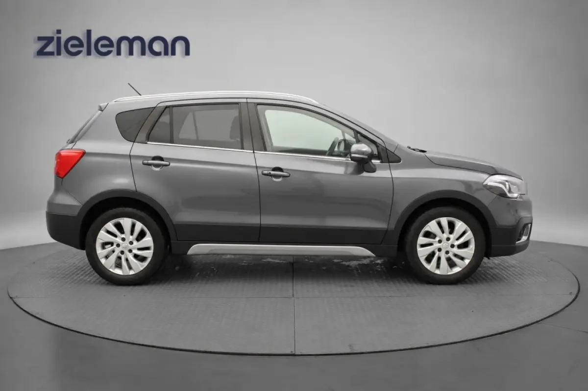 Sx4 1.0 Boosterjet Exclusive - Trekhaak, Carplay, Camera, Cruise, Clima, Stoelverw.