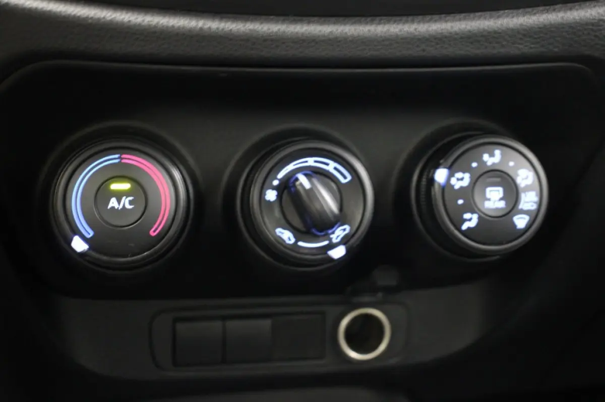 1.0 VVT-i MT - Carplay, Adaptive Cruise, Airco
