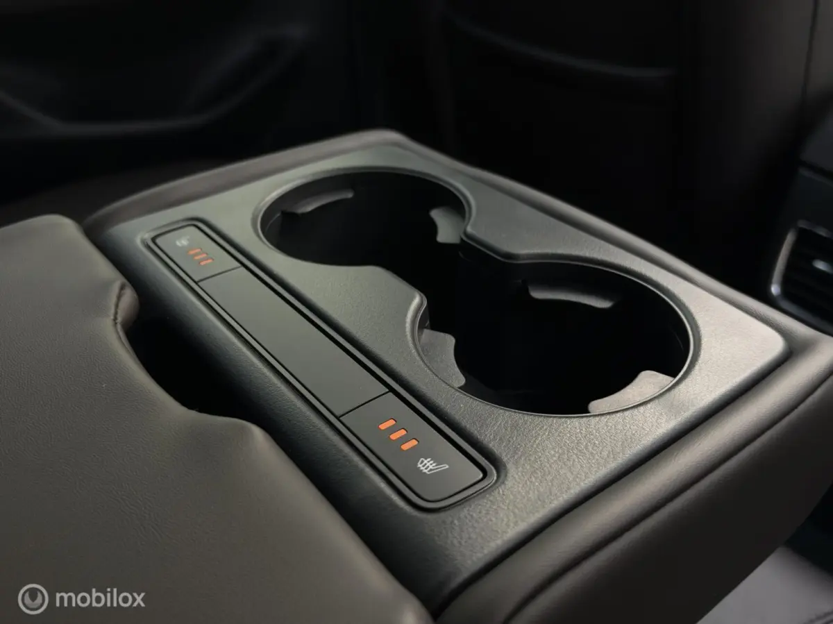 2.0 SkyActiv-G 165 Signature | Glas Schuifdak | 360° Camera | Leer | Stoelventilatie | Stuurverw. | Stoelverw. | HUD