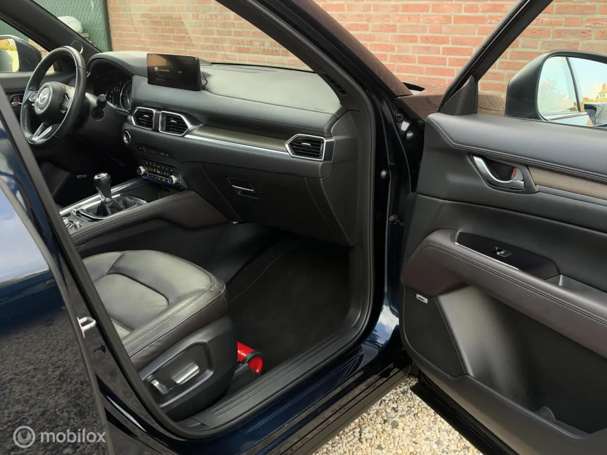 2.0 SkyActiv-G 165 Signature | Glas Schuifdak | 360° Camera | Leer | Stoelventilatie | Stuurverw. | Stoelverw. | HUD