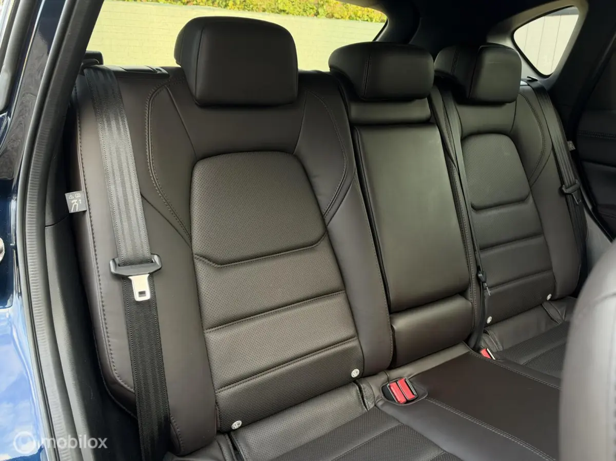 2.0 SkyActiv-G 165 Signature | Glas Schuifdak | 360° Camera | Leer | Stoelventilatie | Stuurverw. | Stoelverw. | HUD