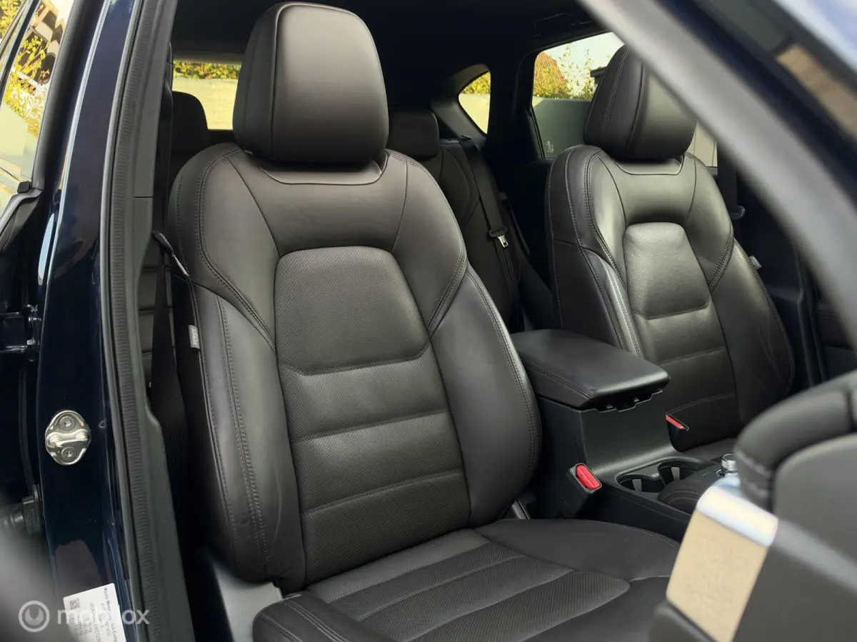 2.0 SkyActiv-G 165 Signature | Glas Schuifdak | 360° Camera | Leer | Stoelventilatie | Stuurverw. | Stoelverw. | HUD
