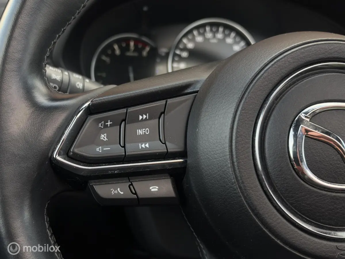 2.0 SkyActiv-G 165 Signature | Glas Schuifdak | 360° Camera | Leer | Stoelventilatie | Stuurverw. | Stoelverw. | HUD