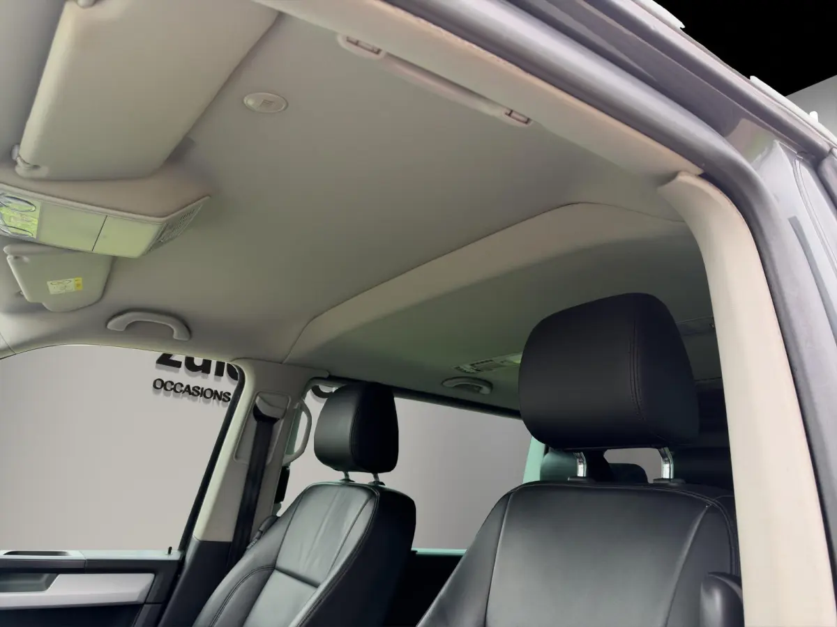 2.0 TDI L2H1 Caravelle Dubbele Cabine Automaat