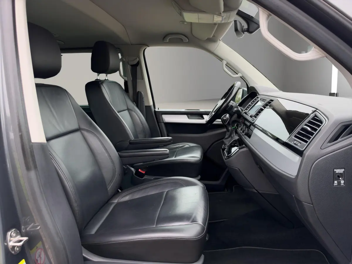 2.0 TDI L2H1 Caravelle Dubbele Cabine Automaat