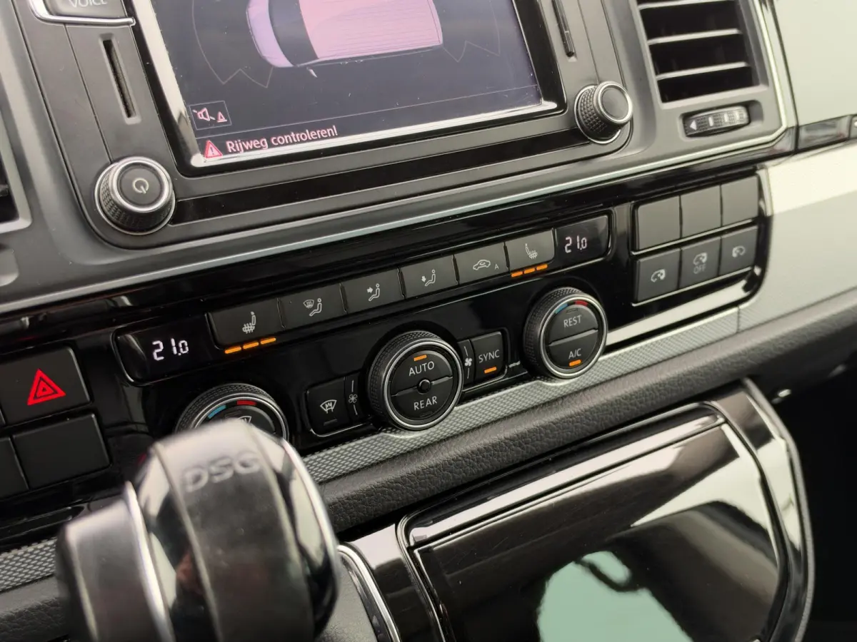 2.0 TDI L2H1 Caravelle Dubbele Cabine Automaat