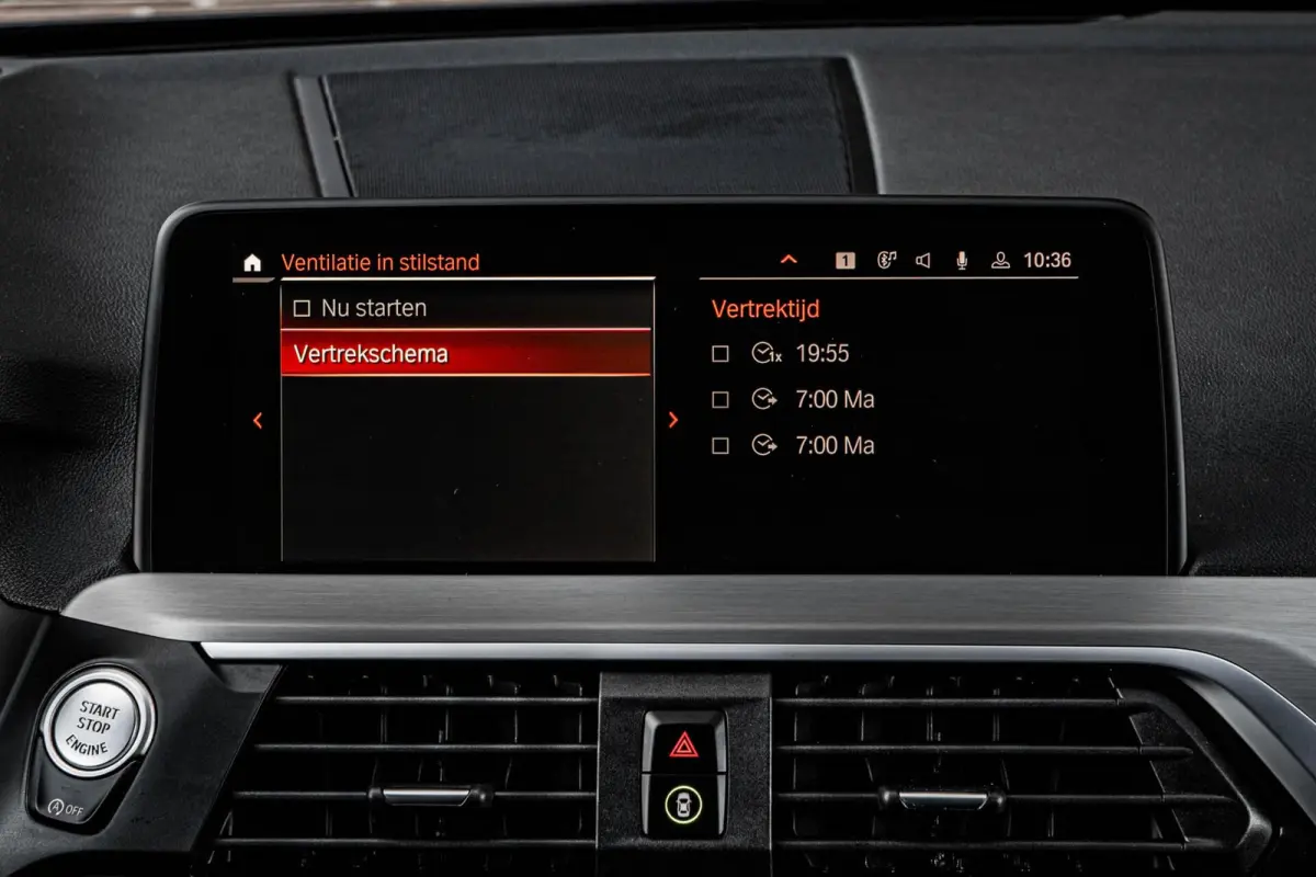 xDrive20i xLine Business Edition Plus | Panoramadak | Trekhaak | Driving Assistant Plus | 360 Camera | Harman/Kardon | Leder | HUD | Memory | Keyless | Dealeronderhouden | 20"