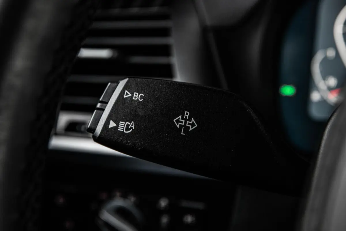 xDrive20i xLine Business Edition Plus | Panoramadak | Trekhaak | Driving Assistant Plus | 360 Camera | Harman/Kardon | Leder | HUD | Memory | Keyless | Dealeronderhouden | 20"