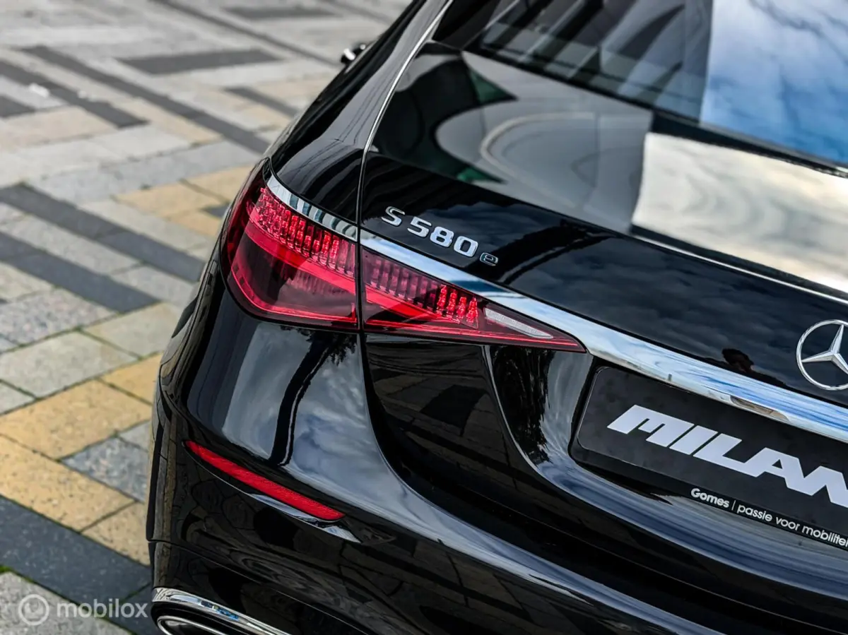 580 e 4MATIC Lang AMG Line|chauffeurspakket|pano|tv schermen|drive pilot