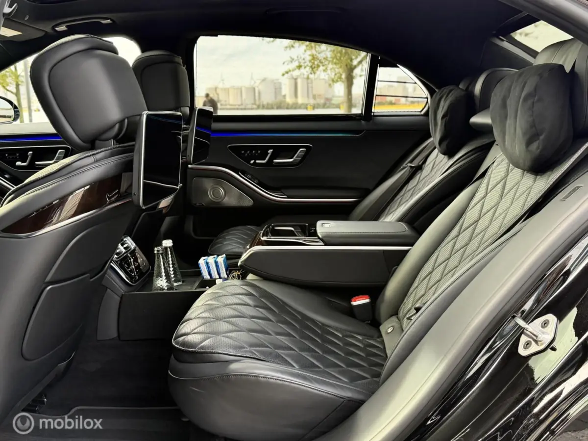 580 e 4MATIC Lang AMG Line|chauffeurspakket|pano|tv schermen|drive pilot