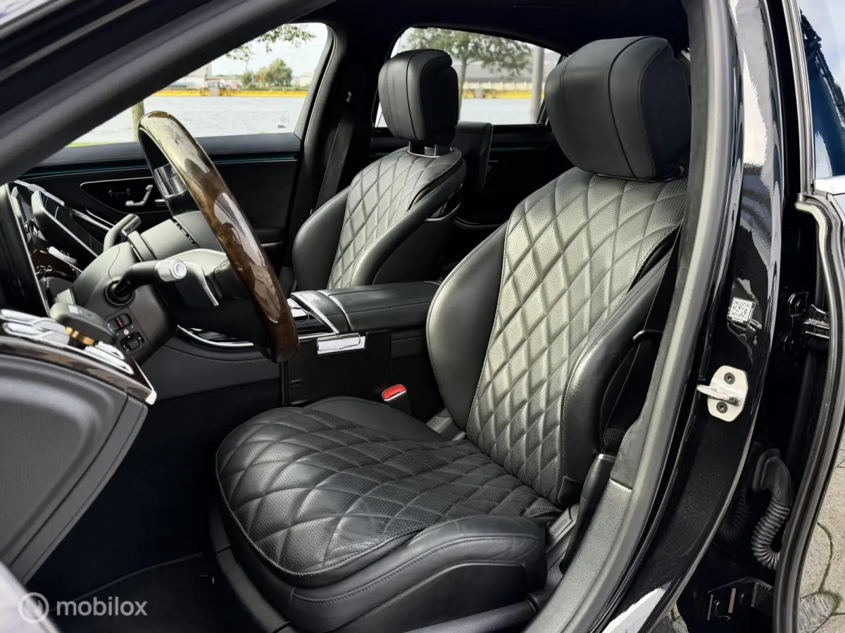 580 e 4MATIC Lang AMG Line|chauffeurspakket|pano|tv schermen|drive pilot