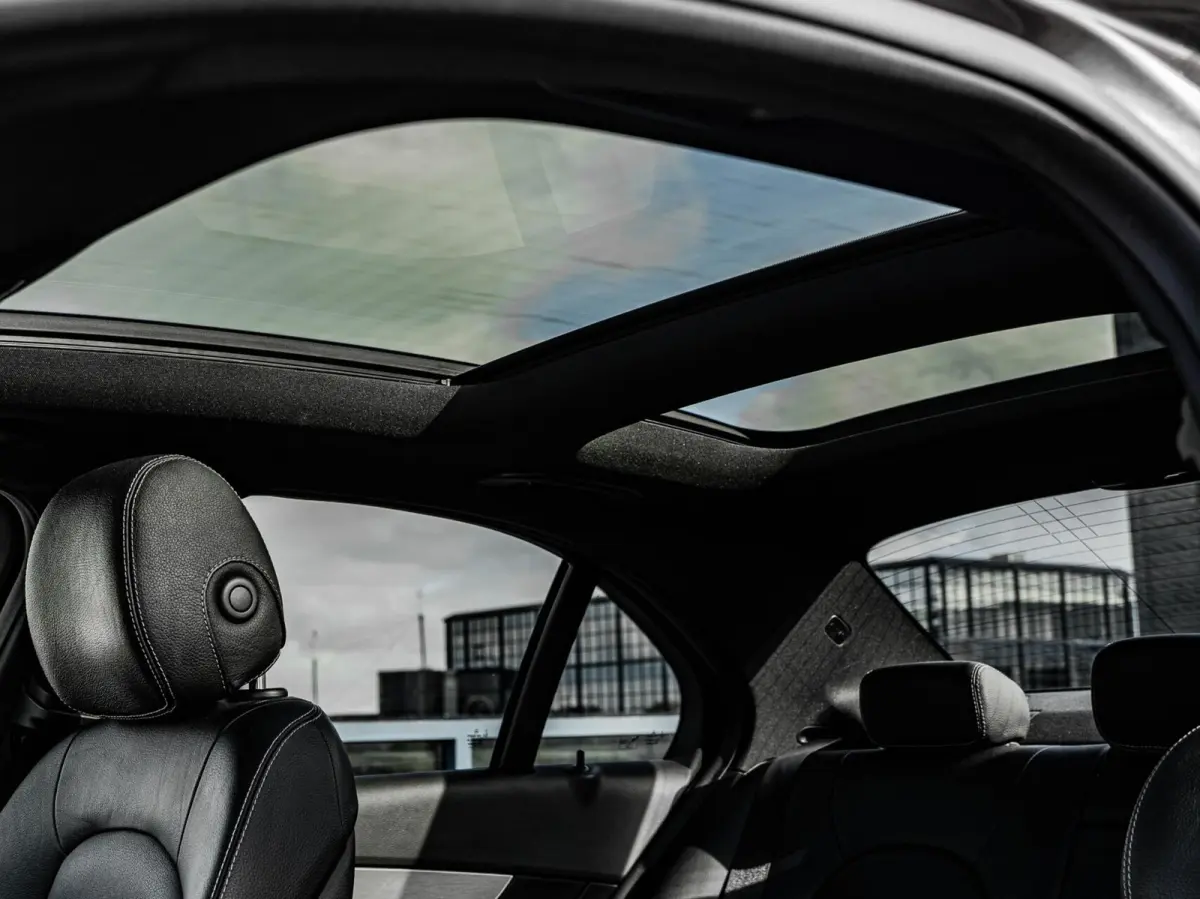 180 AMG Night Edition | Panoramadak | Burmester | Memory | 360 Camera | Leder | LED | Sfeerverlichting | Stoelverwarming | 19"