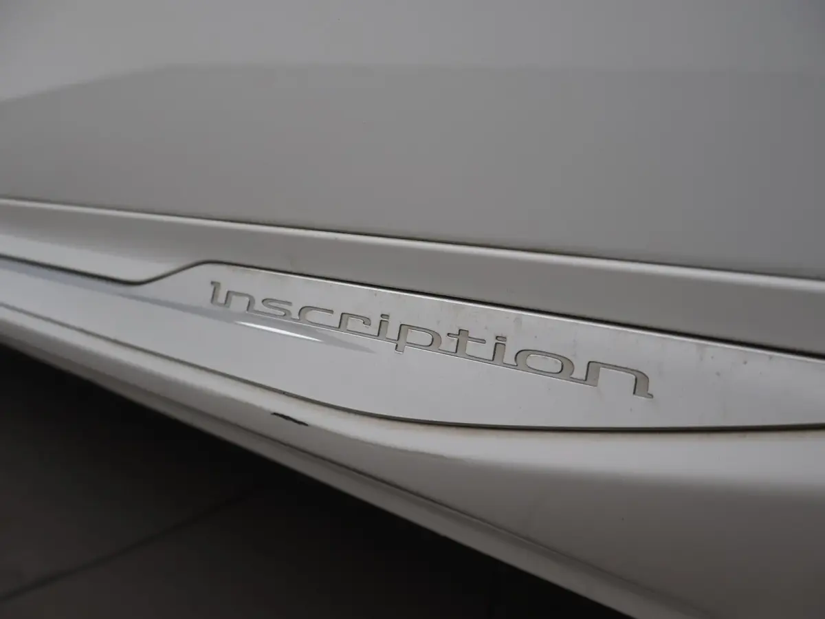 2.0 T5 AWD 254 PK AUT. INSCRIPTION + HEAD-UP | ELEK. TREKHAAK | ADAPTIVE CRUISE | CARPLAY | CAMERA