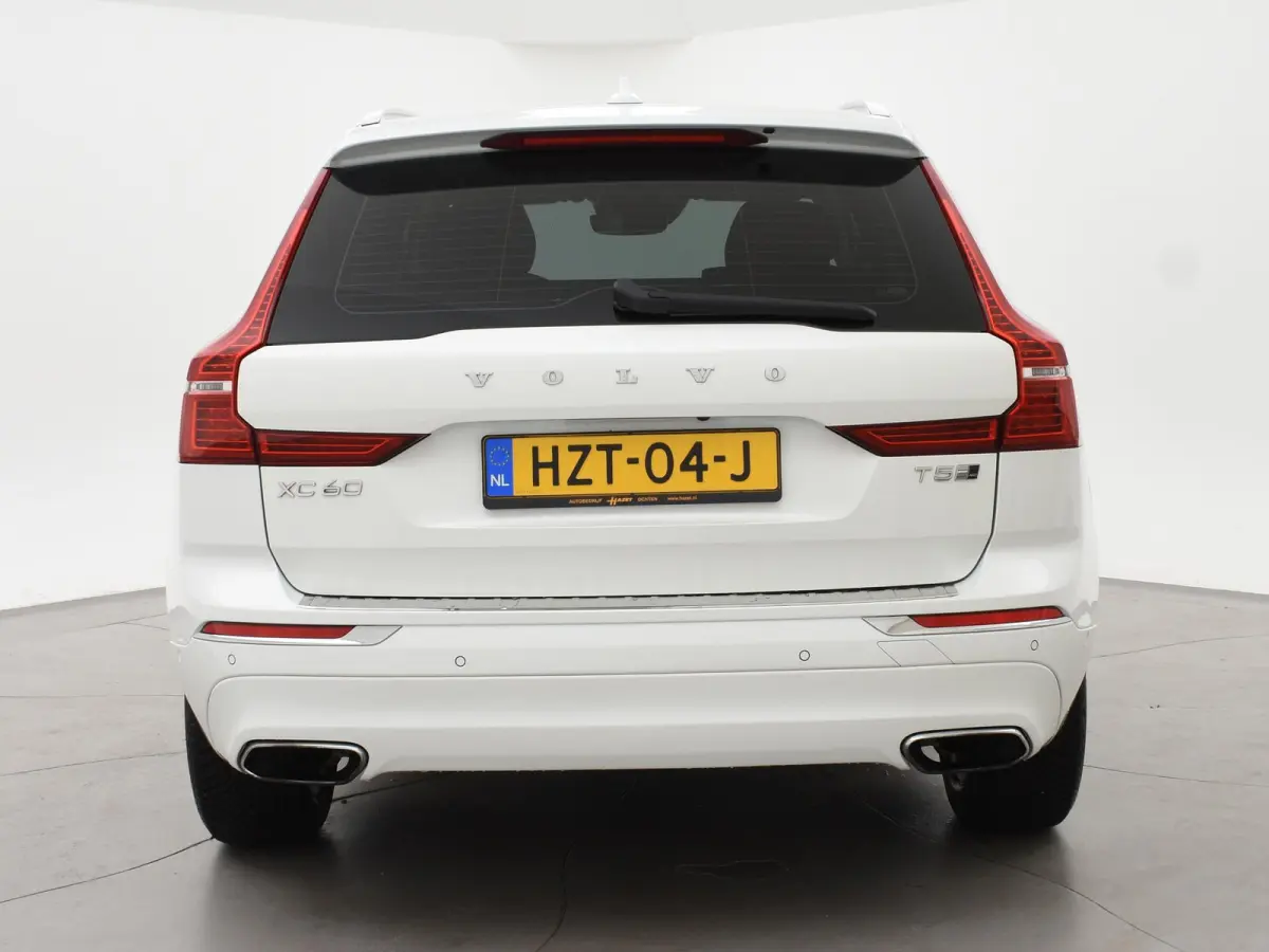 2.0 T5 AWD 254 PK AUT. INSCRIPTION + HEAD-UP | ELEK. TREKHAAK | ADAPTIVE CRUISE | CARPLAY | CAMERA
