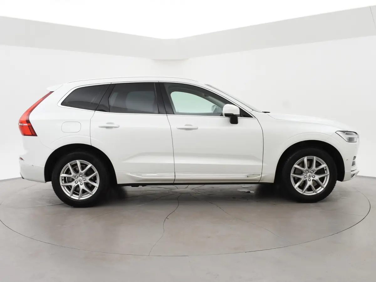 2.0 T5 AWD 254 PK AUT. INSCRIPTION + HEAD-UP | ELEK. TREKHAAK | ADAPTIVE CRUISE | CARPLAY | CAMERA