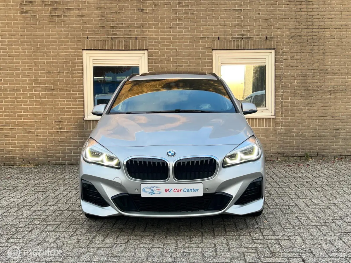 225xe iPerformance Executive Edition