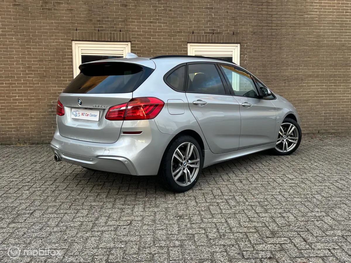 225xe iPerformance Executive Edition
