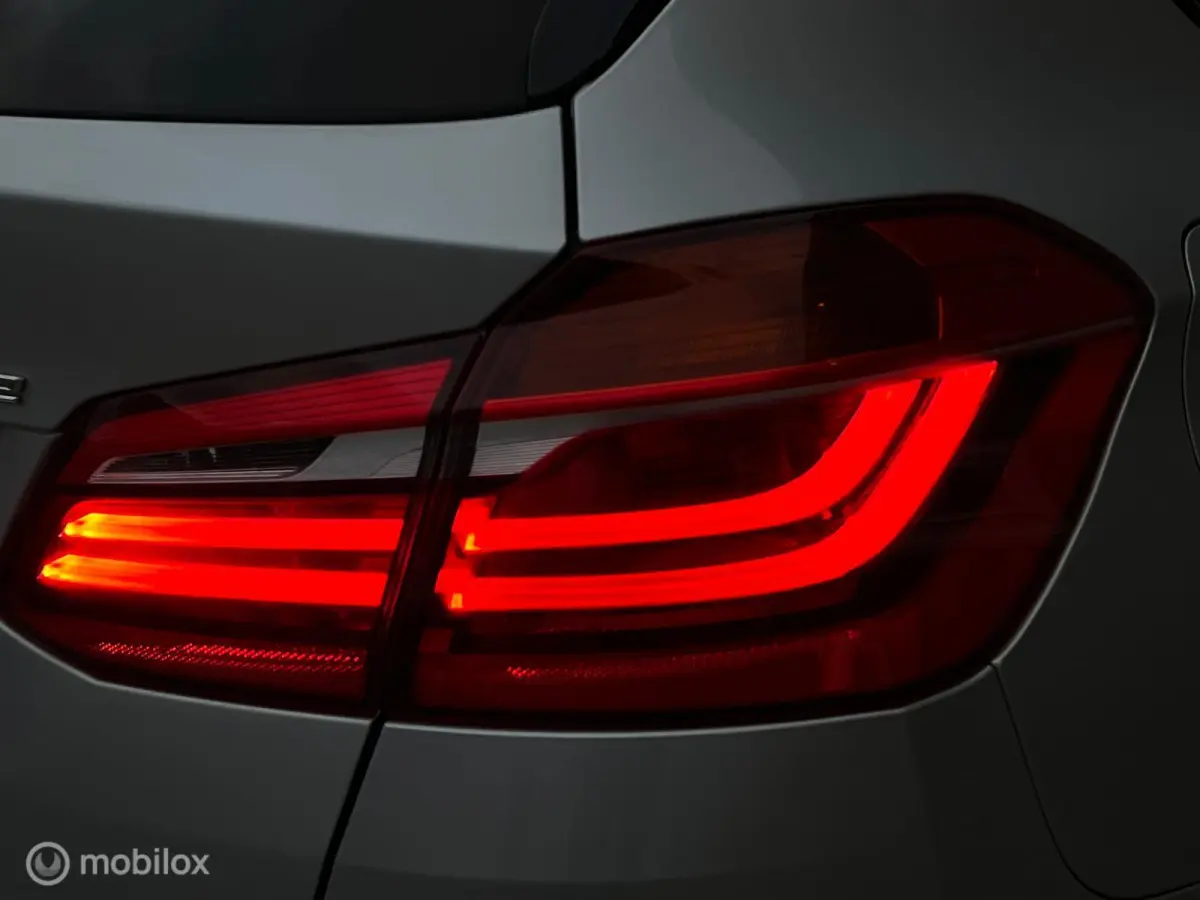 225xe iPerformance Executive Edition