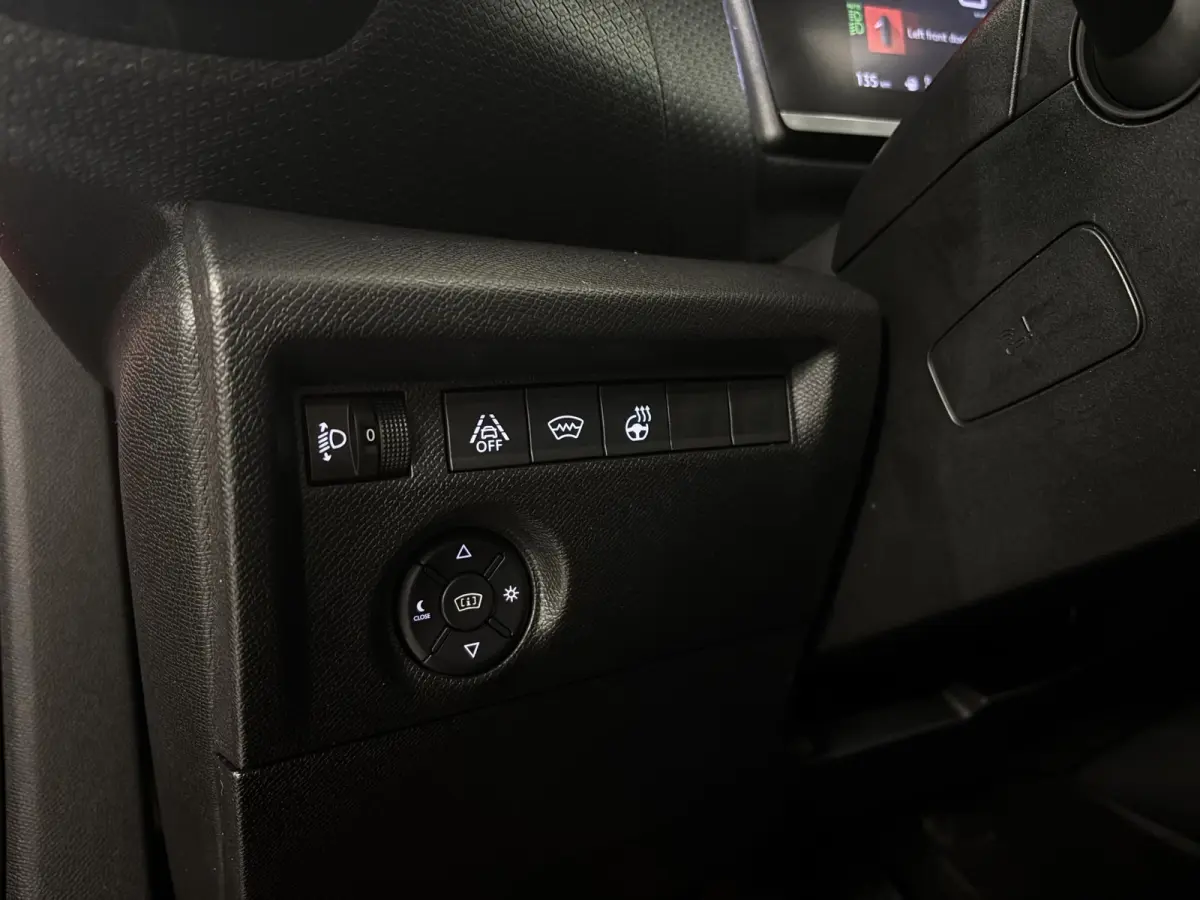 1.2 Puretech Feel Pack | Panorama dak | Cruise Control | Camera achter | Head- Up Disdplay | Apple Carplay-Android Auto