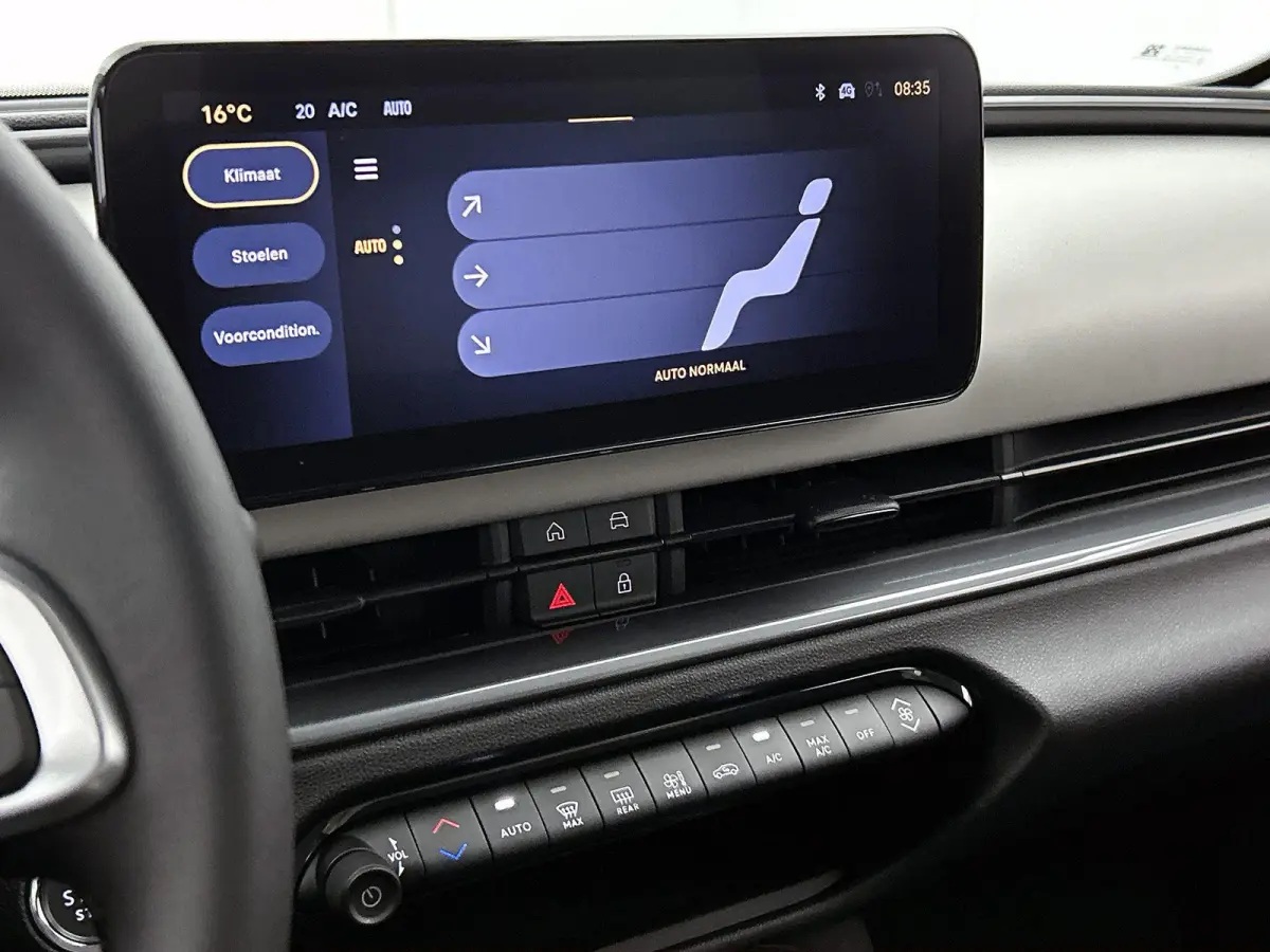 156pk La Prima 54 kWh Automaat | Tot 8 Jaar Garantie | 3 Fase | Elektrische Achterklep | Elektrische Bestuurdersstoel met Massage | Navigatie | Climate Control | Adaptieve Cruise Control | 1