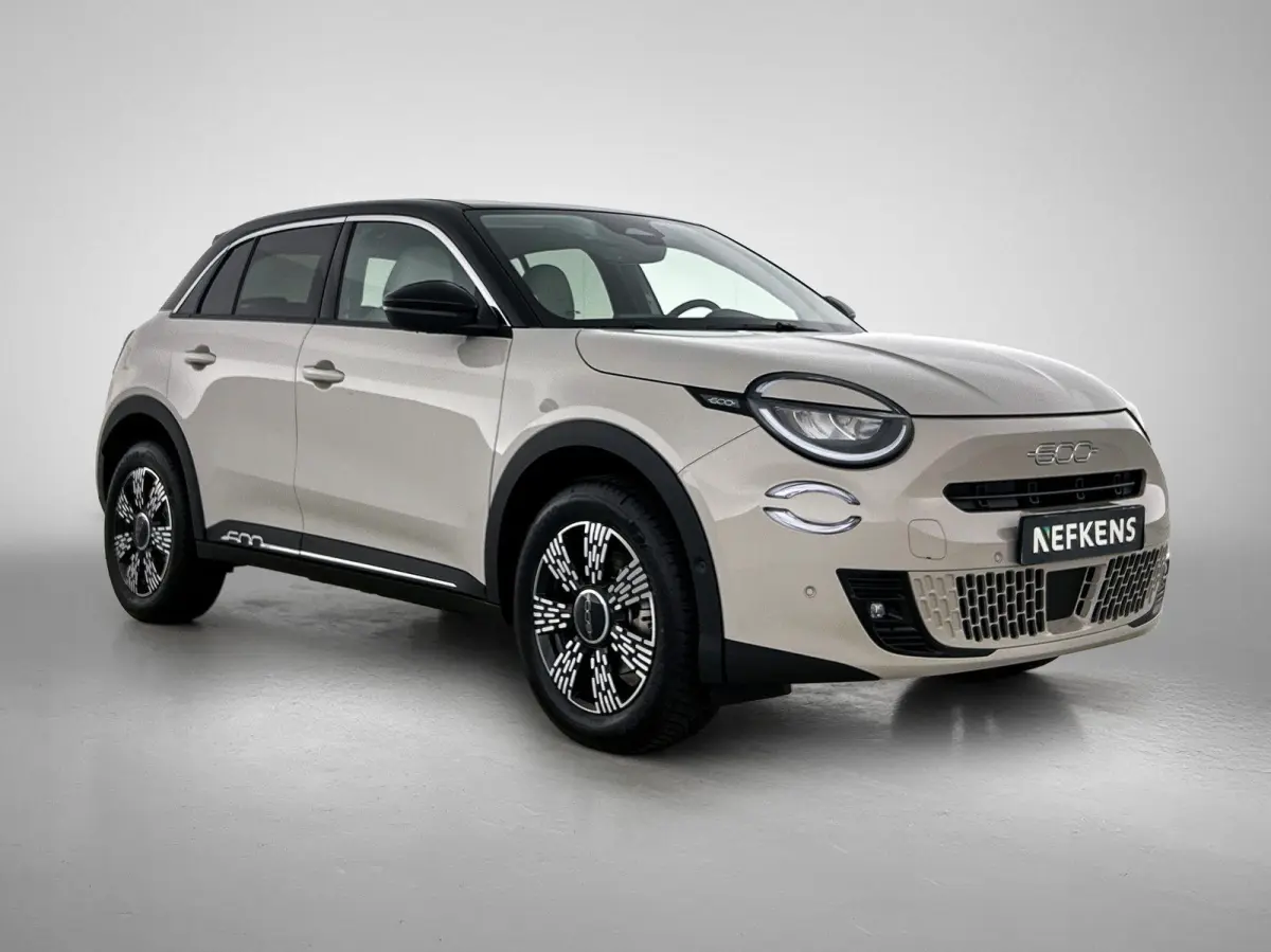 156pk La Prima 54 kWh Automaat | Tot 8 Jaar Garantie | 3 Fase | Elektrische Achterklep | Elektrische Bestuurdersstoel met Massage | Navigatie | Climate Control | Adaptieve Cruise Control | 1