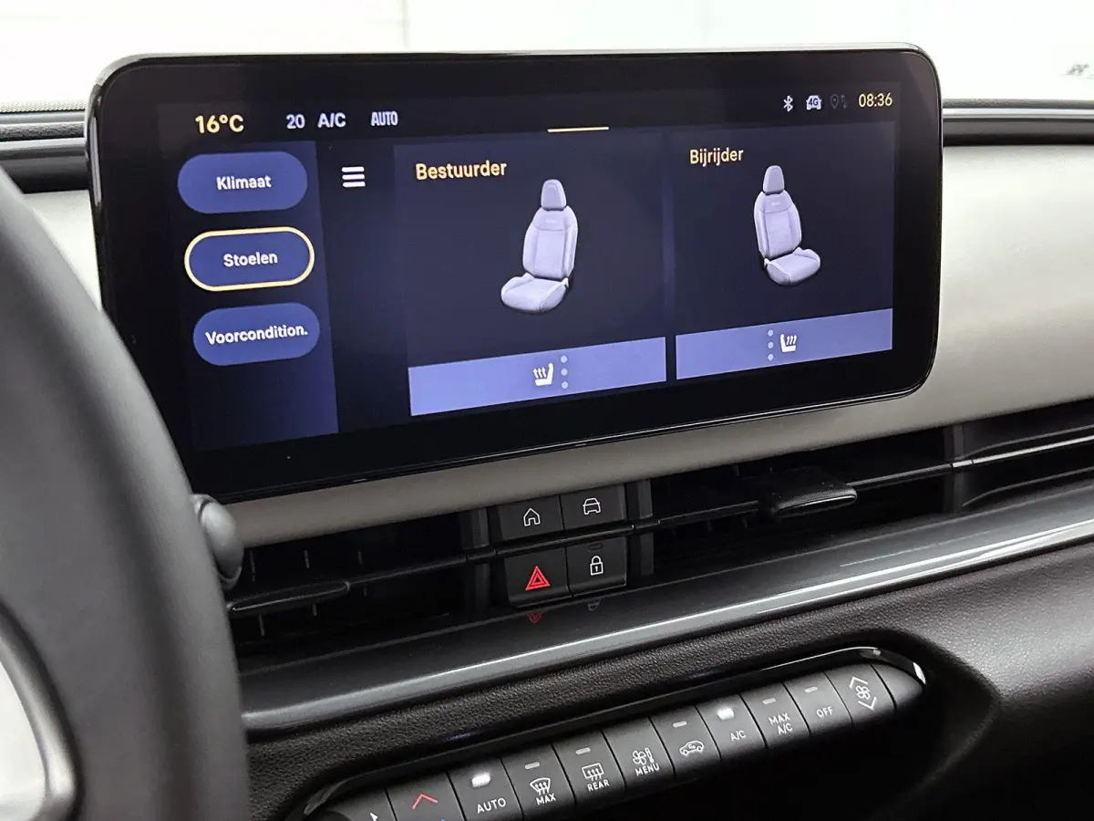 156pk La Prima 54 kWh Automaat | Tot 8 Jaar Garantie | 3 Fase | Elektrische Achterklep | Elektrische Bestuurdersstoel met Massage | Navigatie | Climate Control | Adaptieve Cruise Control | 1