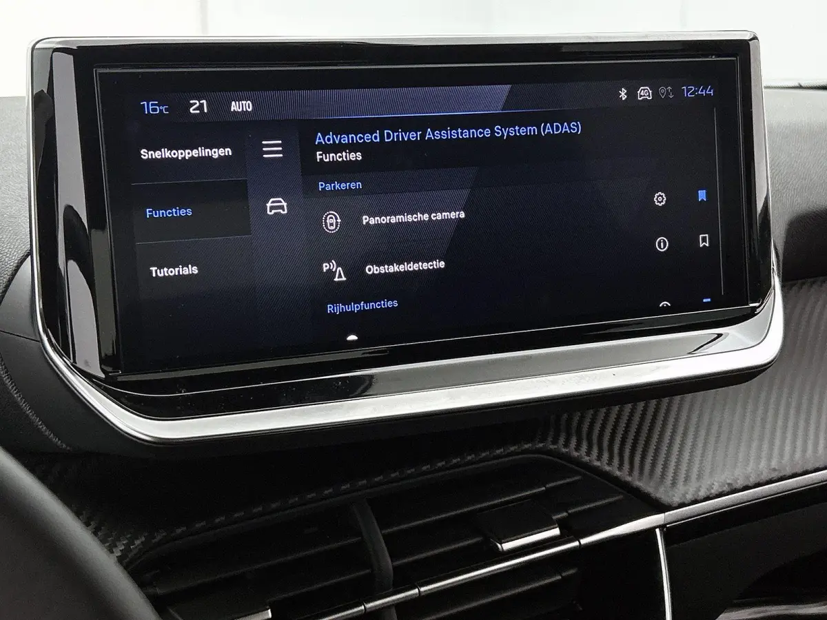 1.2 Envy 110pk Automaat Nefkens Edition | Tot 8 Jaar Garantie | Camera Voor + Achter | Navigatie | Climate Control | Adaptieve Cruise Control | Dodehoekdetectie | 16"LMV | LED |