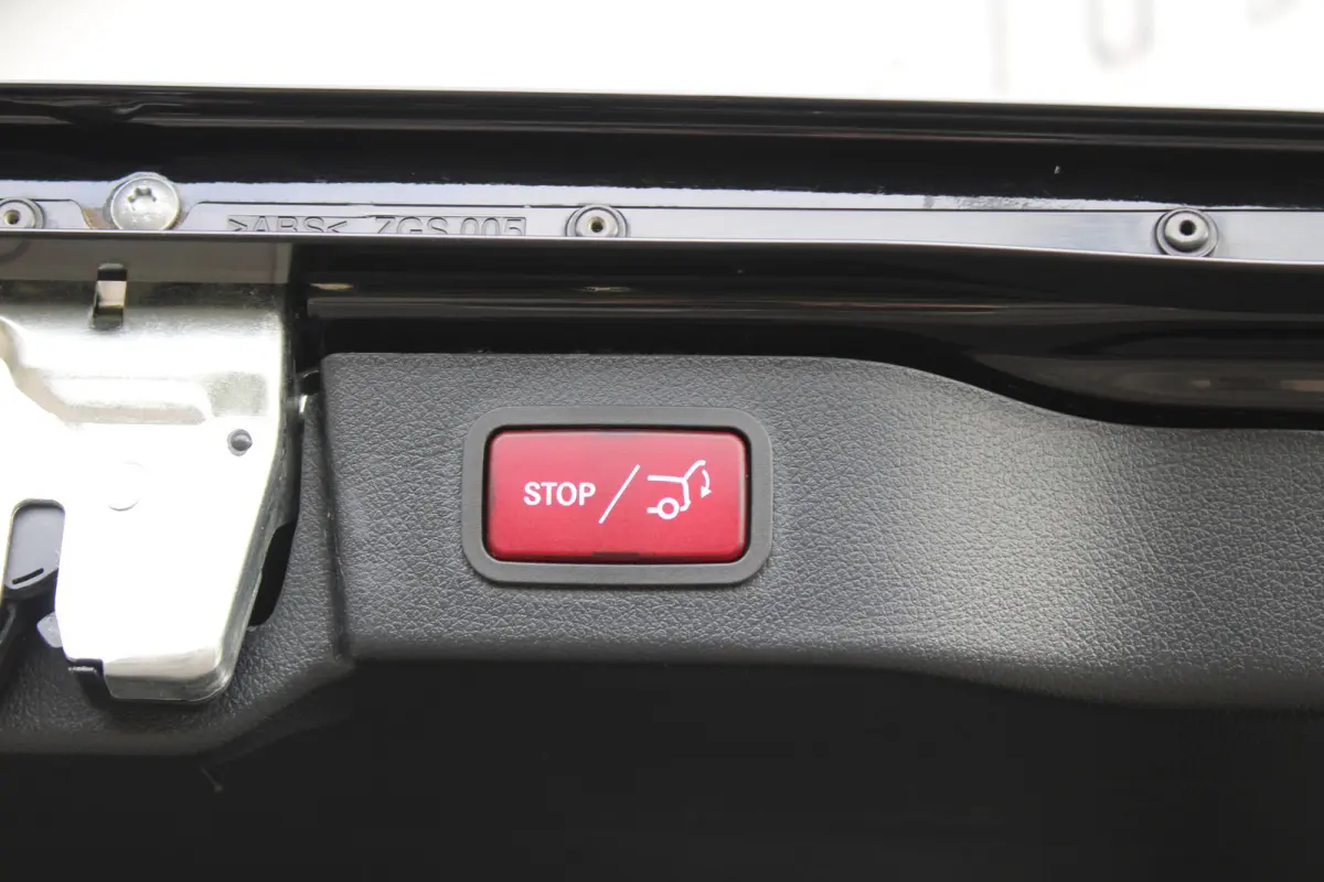 300d / AMG / Exclusive / 7-Pers / 4-Matic / Luchtv / Elec Stoel / Burmester / Vol Opties / NIEUWSTAAT