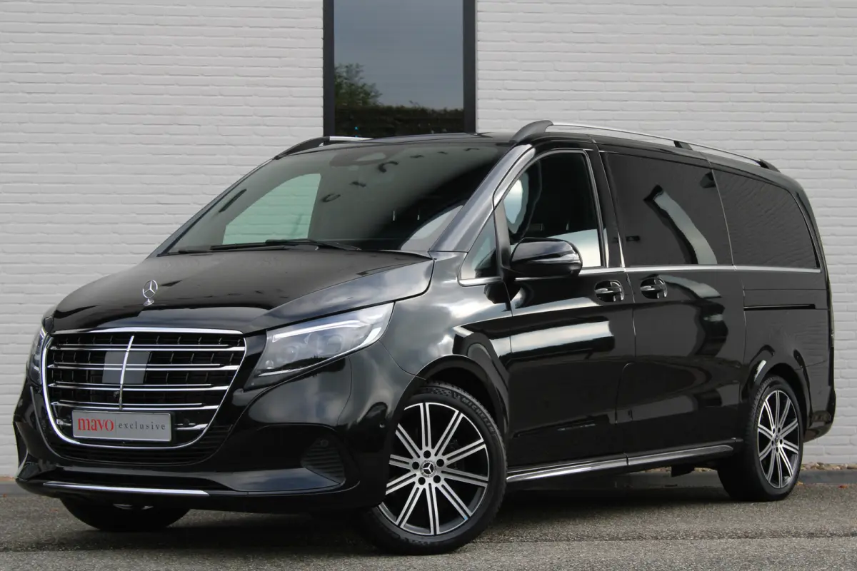 300d / AMG / Exclusive / 7-Pers / 4-Matic / Luchtv / Elec Stoel / Burmester / Vol Opties / NIEUWSTAAT
