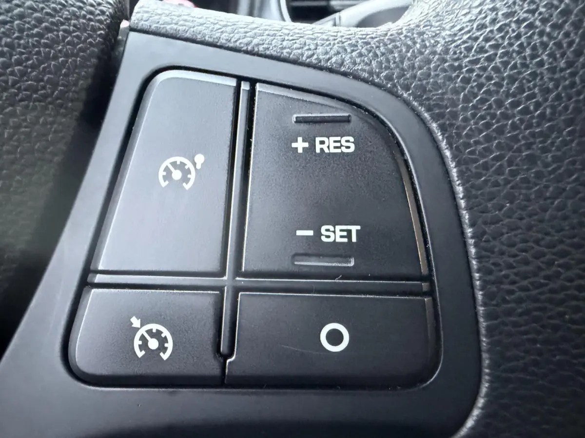 1.0i Comf 2019 Navi CruiseCntrl 1e eig 39418 km