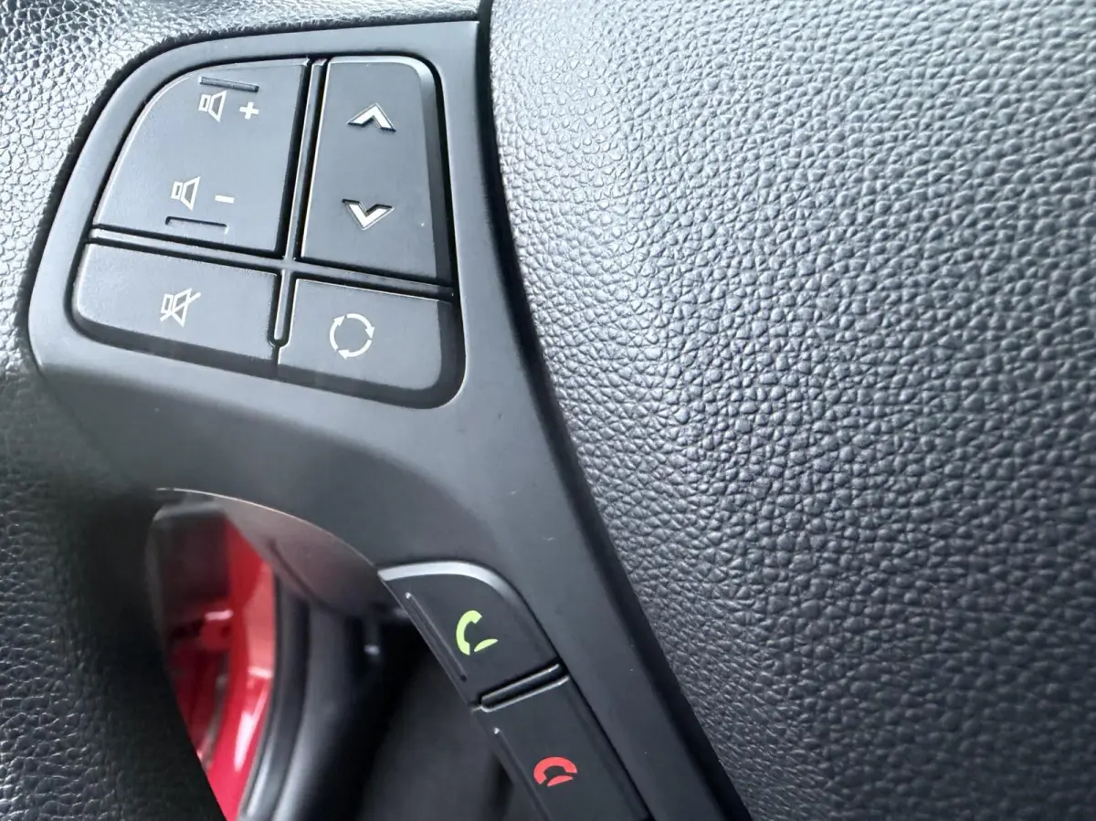 1.0i Comf 2019 Navi CruiseCntrl 1e eig 39418 km