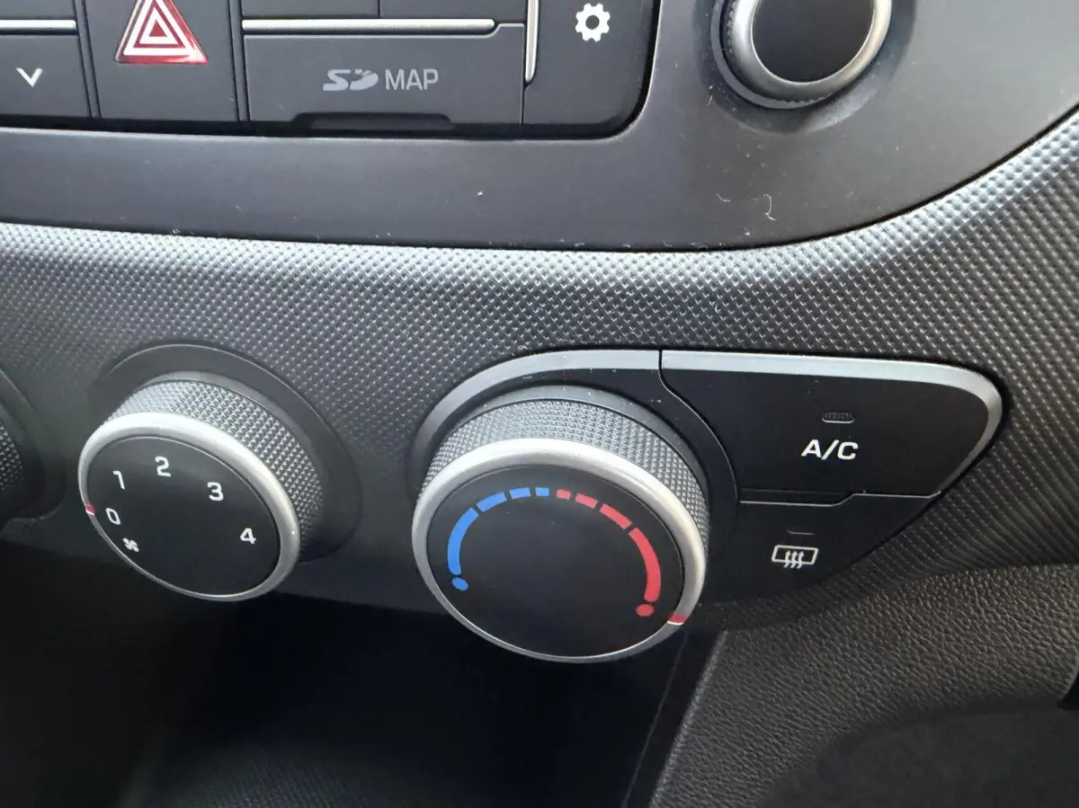 1.0i Comf 2019 Navi CruiseCntrl 1e eig 39418 km