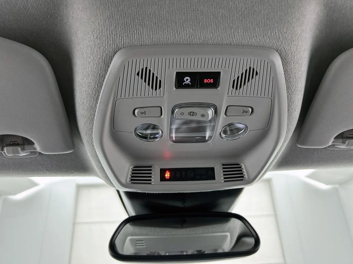 113pk GS 44 kWh Automaat | Tot 8 Jaar Garantie | Winter-Pakket | Dakrails | Navigatie | Climate Control | Cruise Control | Camera | 17"LMV | Dodehoekdetectie |