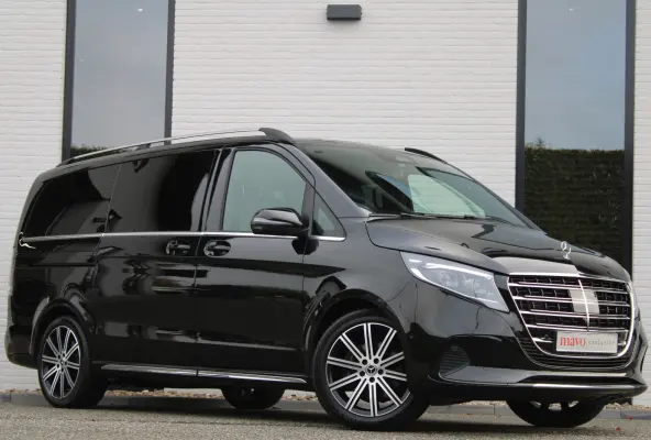 300d / AMG / Exclusive / DC / 4-Matic / Luchtv / Elec Stoel / Burmester / Vol Opties / NIEUWSTAAT