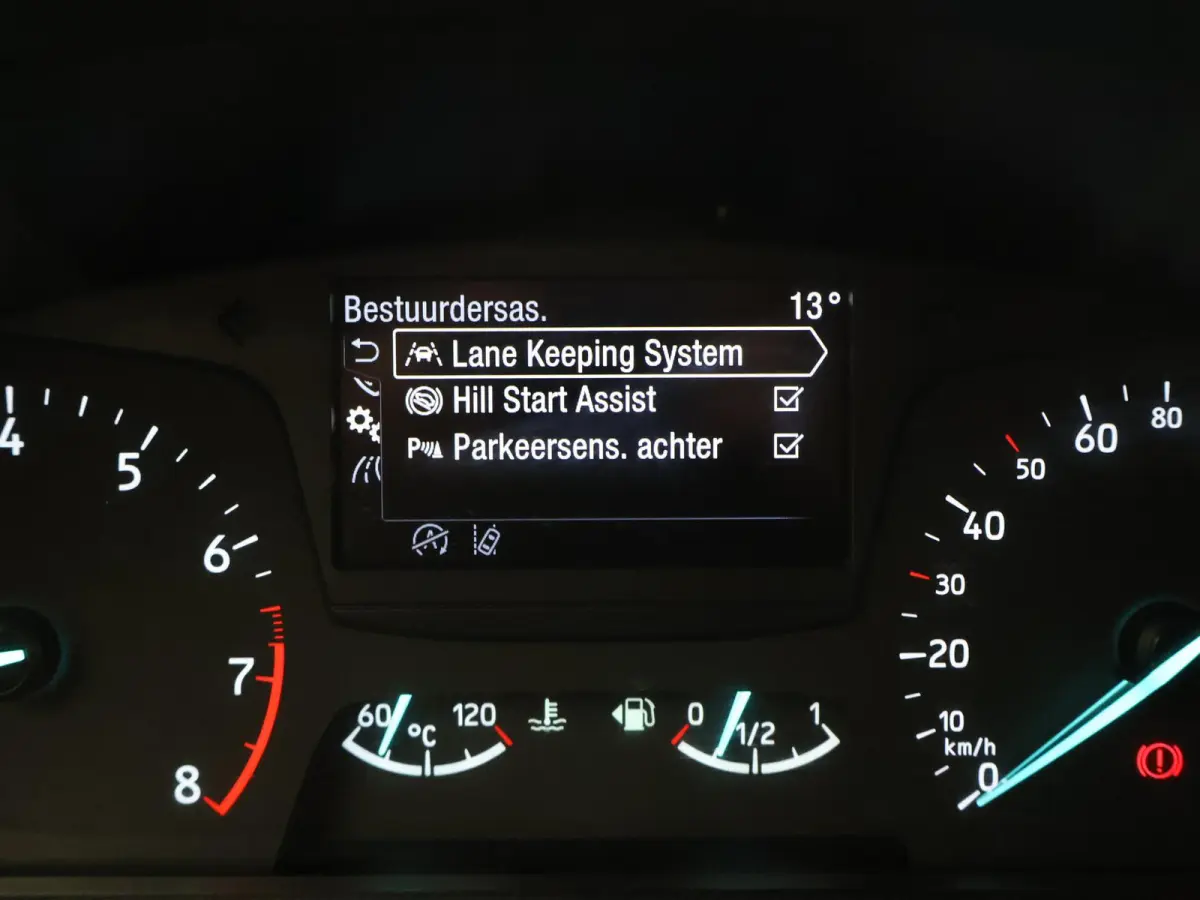 1.0 ECOBOOST ST-LINE + WINTERPACK | NAVIGATIE | APPLE CARPLAY | 17 INCH LMV