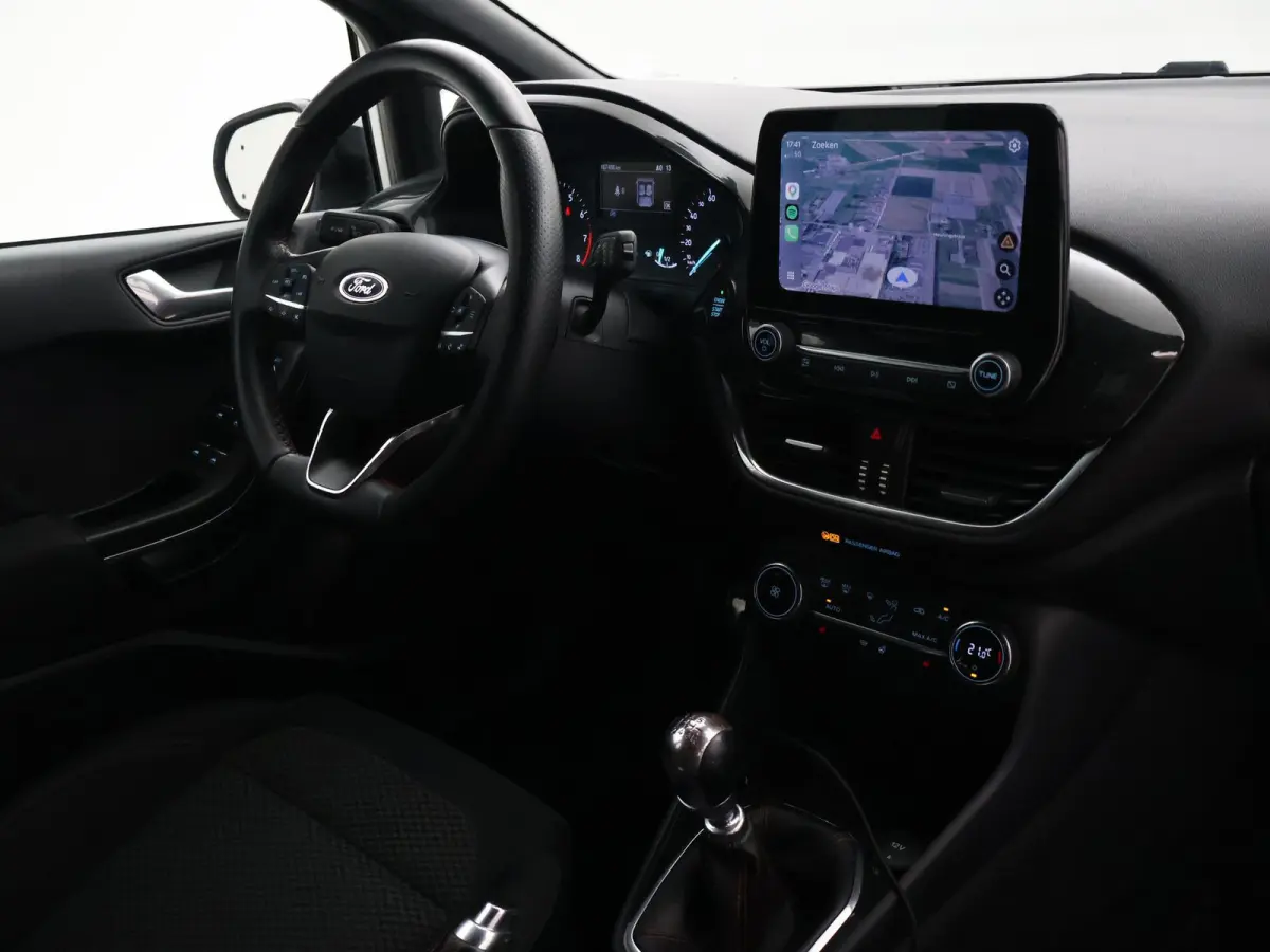 1.0 ECOBOOST ST-LINE + WINTERPACK | NAVIGATIE | APPLE CARPLAY | 17 INCH LMV