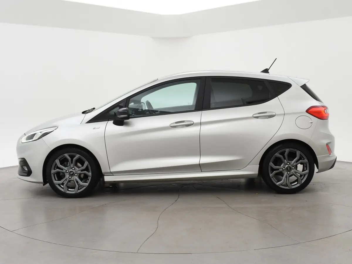1.0 ECOBOOST ST-LINE + WINTERPACK | NAVIGATIE | APPLE CARPLAY | 17 INCH LMV