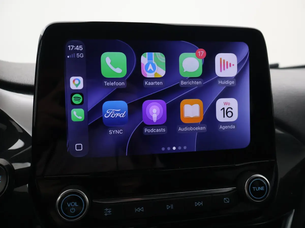 1.0 ECOBOOST ST-LINE + WINTERPACK | NAVIGATIE | APPLE CARPLAY | 17 INCH LMV